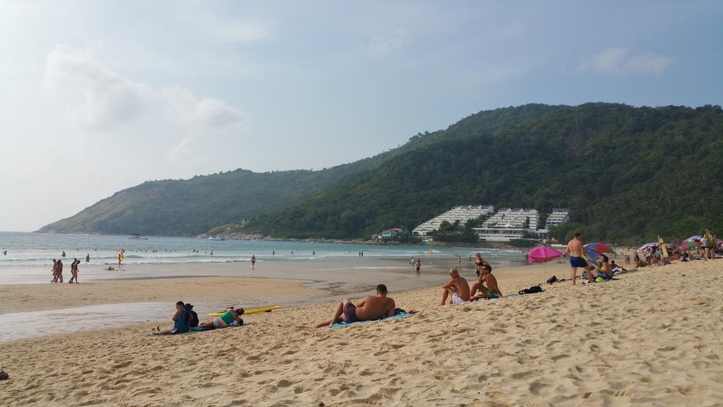 Sunshine Guesthouse Patong Bagian luar foto